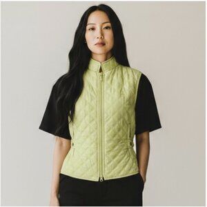 RIDING SPORT Annie Quilted Sleeveless Vest in Light Green